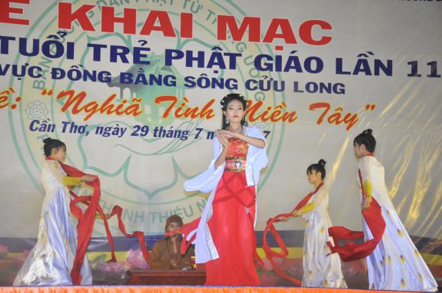 TP. Cần Thơ: Hoành tráng đêm văn nghệ chào mừng Hội trại 11