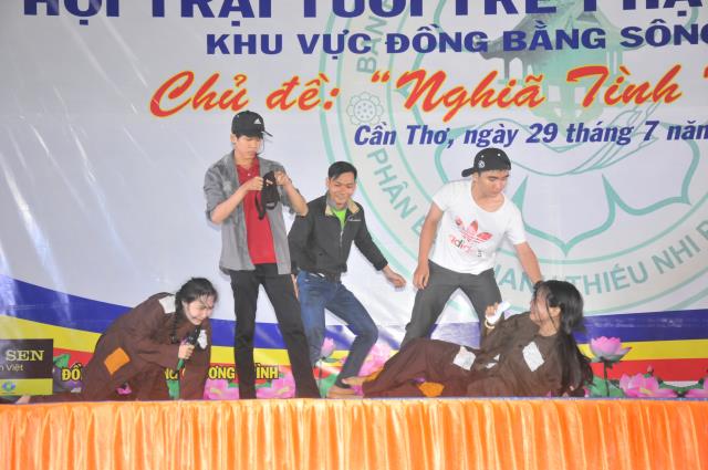 TP. Cần Thơ: Hoành tráng đêm văn nghệ chào mừng Hội trại 11