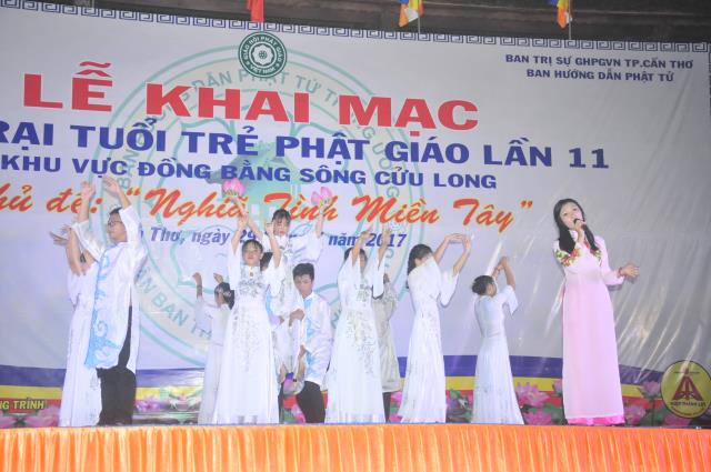 TP. Cần Thơ: Hoành tráng đêm văn nghệ chào mừng Hội trại 11