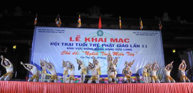 TP. Cần Thơ: Hoành tráng đêm văn nghệ chào mừng Hội trại 11