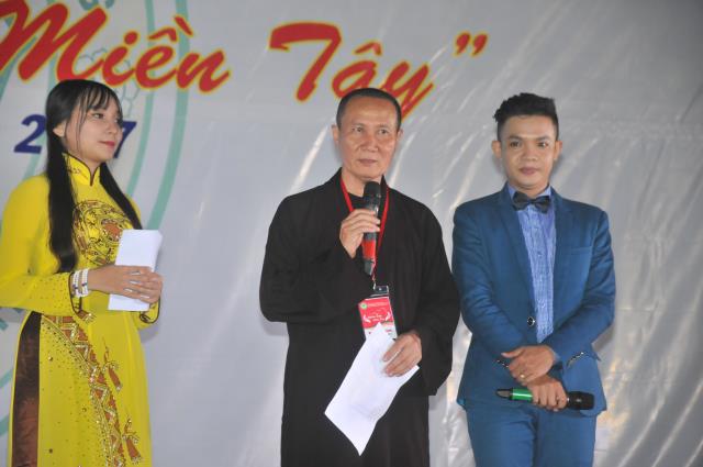 TP. Cần Thơ: Hoành tráng đêm văn nghệ chào mừng Hội trại 11