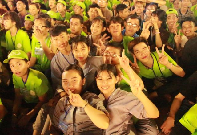 TP. Cần Thơ: Hoành tráng đêm văn nghệ chào mừng Hội trại 11