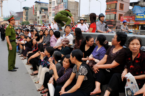 Nhộn nhịp lễ rằm tháng Giêng