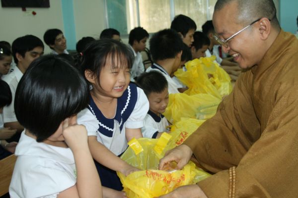 Hạnh phúc giữa đời thường