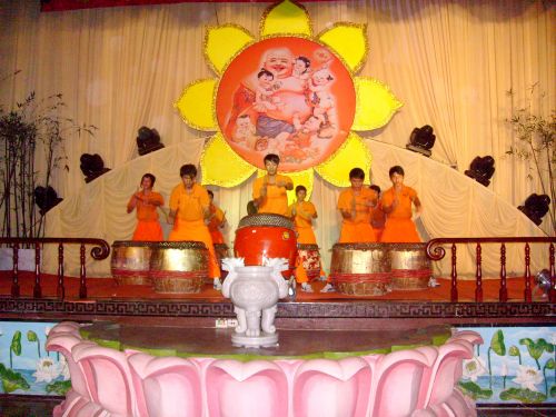 Chương trình Di Lặc Du Xuân – Ngày hội gia đình các trẻ thơ