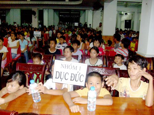 Chương trình Di Lặc Du Xuân – Ngày hội gia đình các trẻ thơ