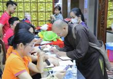 Quang canh Chuong trinh Hien mau