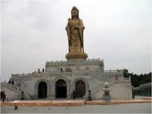 Đoàn giao lưu học sinh trung học Nhật Bản tham quan Phổ Đà Sơn