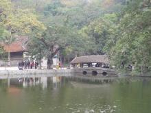 Một góc chùa Thầy. Ảnh: Chí Tín