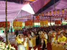 Quảng Ninh: 1000 Tăng Ni và Phật tử dự lễ Vu Lan và dâng Pháp Y tại chùa Xuân Lan