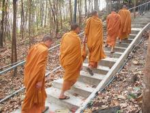 Dấu chân Khất sĩ