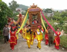 Trẩy hội chùa Dạm (Bắc Ninh)