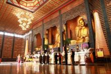 Đầu năm đi chùa đúng chánh pháp