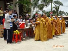 Long An: Hội chợ dành cho các bạn trẻ tại khóa tu “Sống và Khát Vọng”
