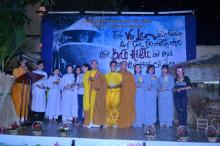 TP.HCM: Lễ cài hoa hồng, dâng quà hiếu hạnh và văn nghệ Vu Lan tại chùa Thiên Chánh