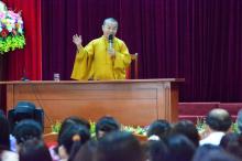 Nghệ An: TT. Thích Nhật Từ thuyết giảng tại trường Đại học Kinh tế Nghệ An