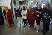 Hoa Kỳ: Chùm ảnh Kỷ niệm Sinh nhật đức Đức Đạt Lai Lạt Ma 80 tuổi tại Hội nghị Thượng đỉnh về Từ bi tại California