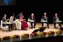 Chùm ảnh: Đức Đạt Lai Lạt Ma tham dự “Diễn đàn Môi trường toàn cầu cho các thế hệ kế tiếp” tại Nhật Bản