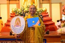 TT. Thích Nhật Từ nhận bằng tiến sĩ danh dự của trường đại học Mahachulalongkorn - Thái Lan