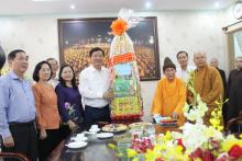 Bí thư Đinh La Thăng chúc Tết đến chư tôn đức