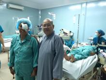 Thông tin mổ mắt miễn phí cho người bị cườm khô