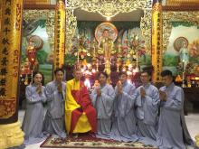 Khánh Hòa: Thời khắc thiêng liêng chùa Thơ Sắc tứ Minh Thiện đón giao thừa