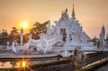 Vẻ đẹp kỳ bí ngôi đền Trắng nổi tiếng ở Thái Lan