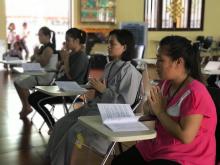 Khóa tu bà bầu - Giải pháp mang lại sự bình an cho thai phụ