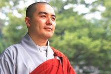 Nhà sư dấn thân hỗ trợ người bị tổn thương về tâm lý