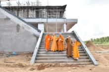 HT. Thích Tịnh Hạnh và HT. Thích Thiện Tánh thăm hội đồng thi