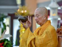 ĂN CƠM TRONG CHÁNH NIỆM TRONG NGÀY MÃN HẠ TẠI HVPGVN TP. HCM (CƠ SỞ II)