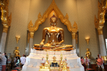 Thăm Chùa Phật vàng Thái Lan
