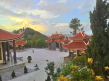 Thiền viện Trúc Lâm Hàm Rồng bình yên bên bờ sông Mã