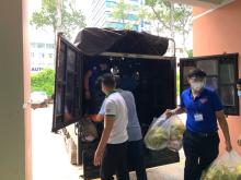 Việc thiện nở hoa trong tâm dịch, gửi yêu thương đến 700 sinh viên và hộ gia đình gặp khó