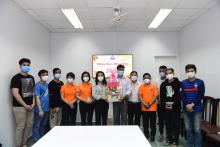 Quỹ ĐPNN tặng quà Tết đến du học sinh nước ngoài đang theo học tại Đại học Bách Khoa TP.HCM