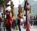 Kinh hoàng nạn xả thịt thú ở chùa Hương